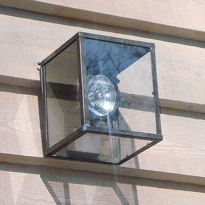 Authentage – Ländlicher Wandspot Vitrine 1L AR111 ländlich