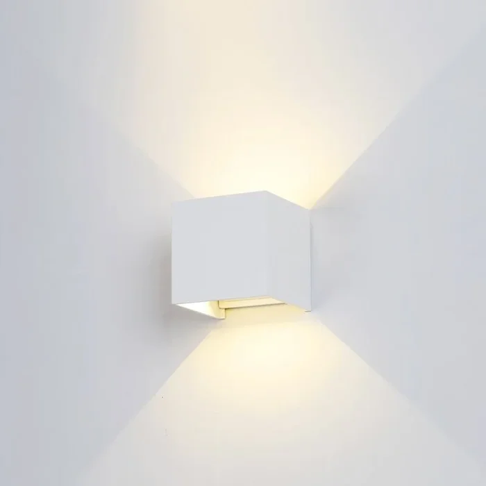 LED Wandleuchte weiß außen & innen verstellbarer Lichtausfall 6W COB 490lm warmweiß